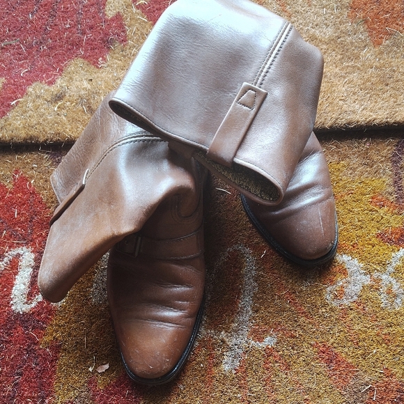 Other - Women's  Brown Genuine Leather Boots!